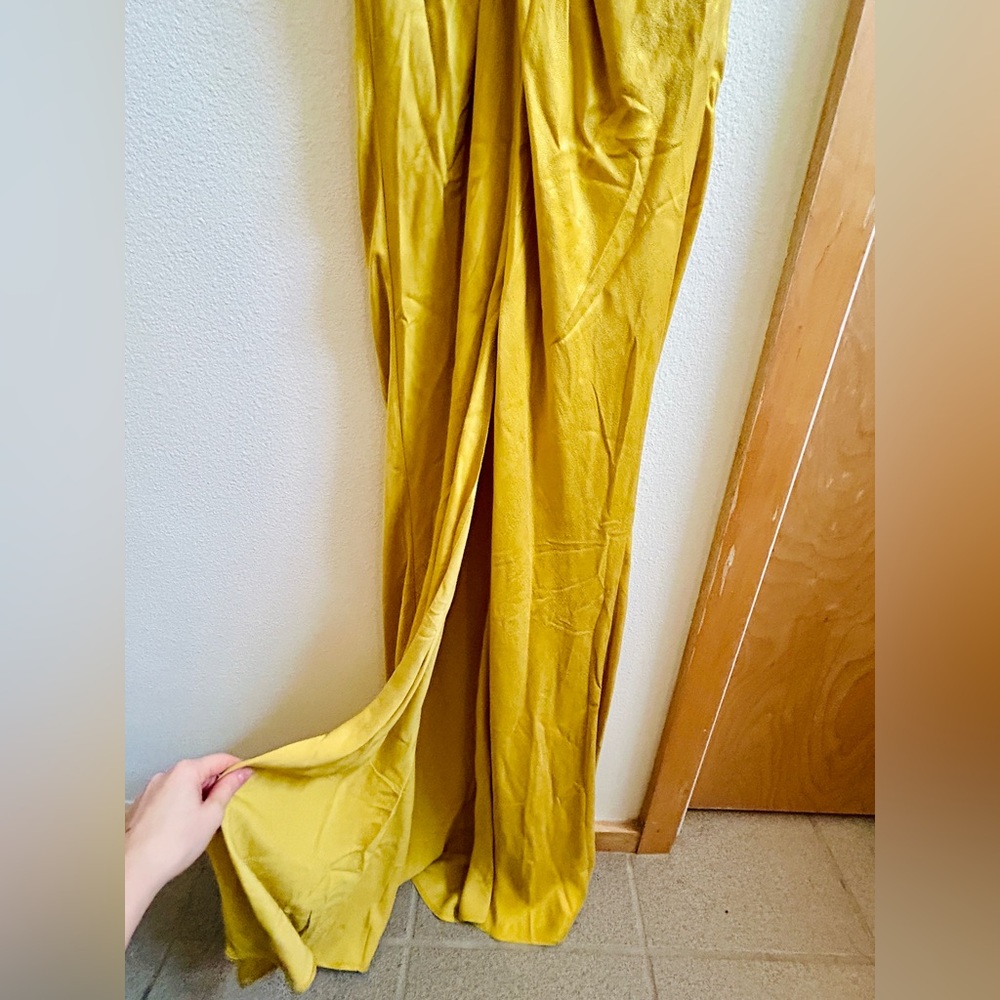 Xael Gown in Mustard Yellow
LOVERS AND FRIENDS - Picture 5 of 5